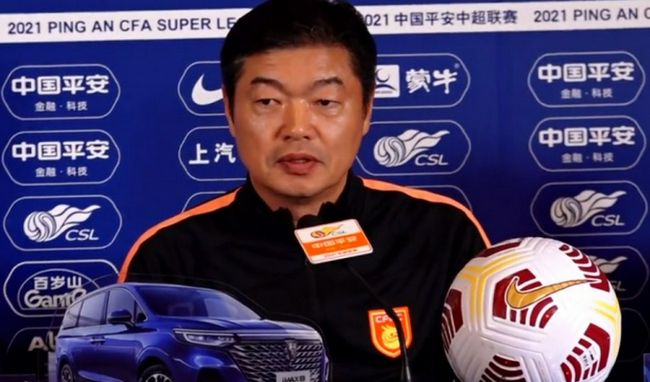 埃尔马斯在社交媒体上发文称：“亲爱的那不勒斯球迷们，你们从一开始就欢迎我的到来，你们喜爱我，你们保护我，你们帮助我成长为一个男子汉。